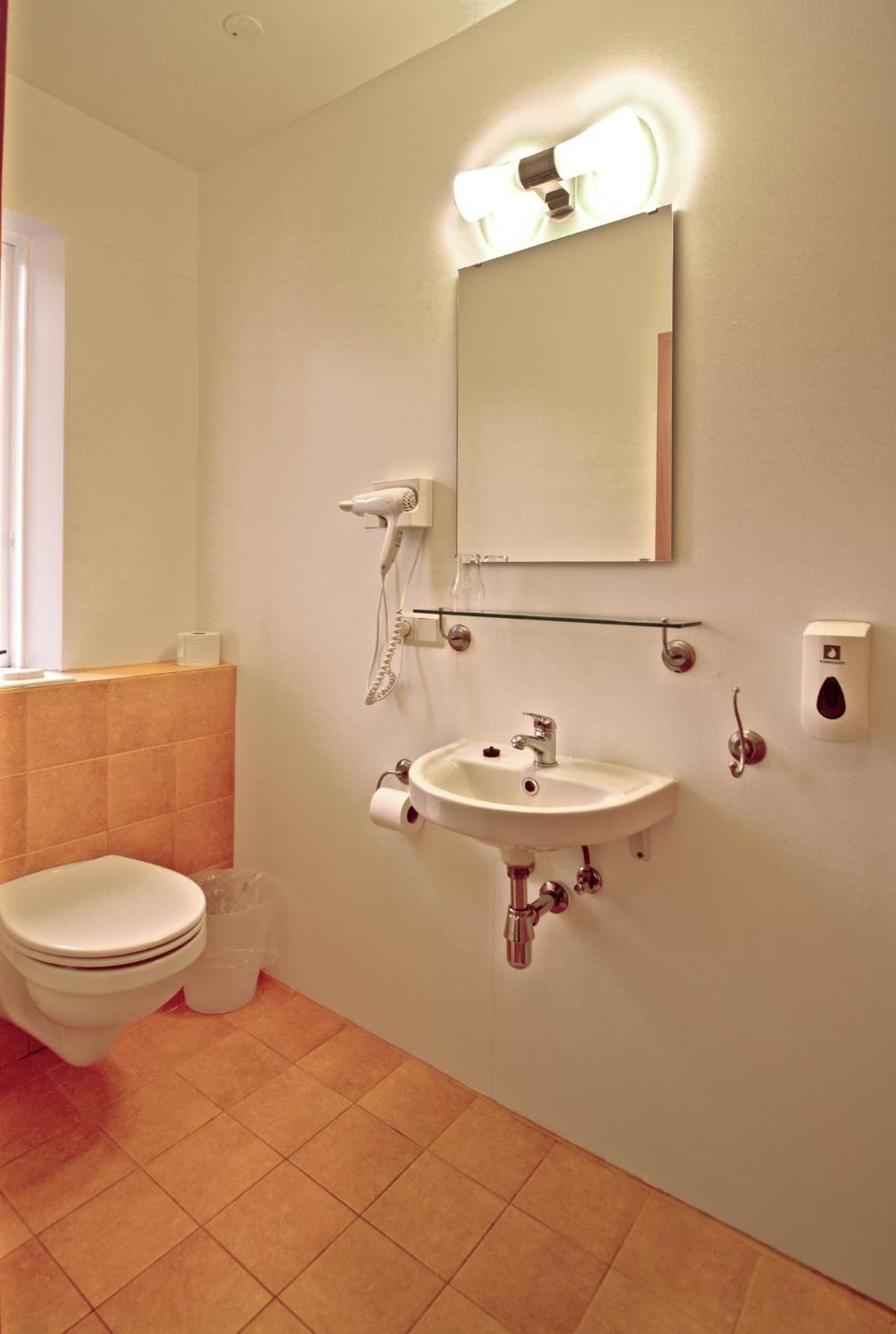 Hotel Post Breiddalsvik Ngoại thất bức ảnh