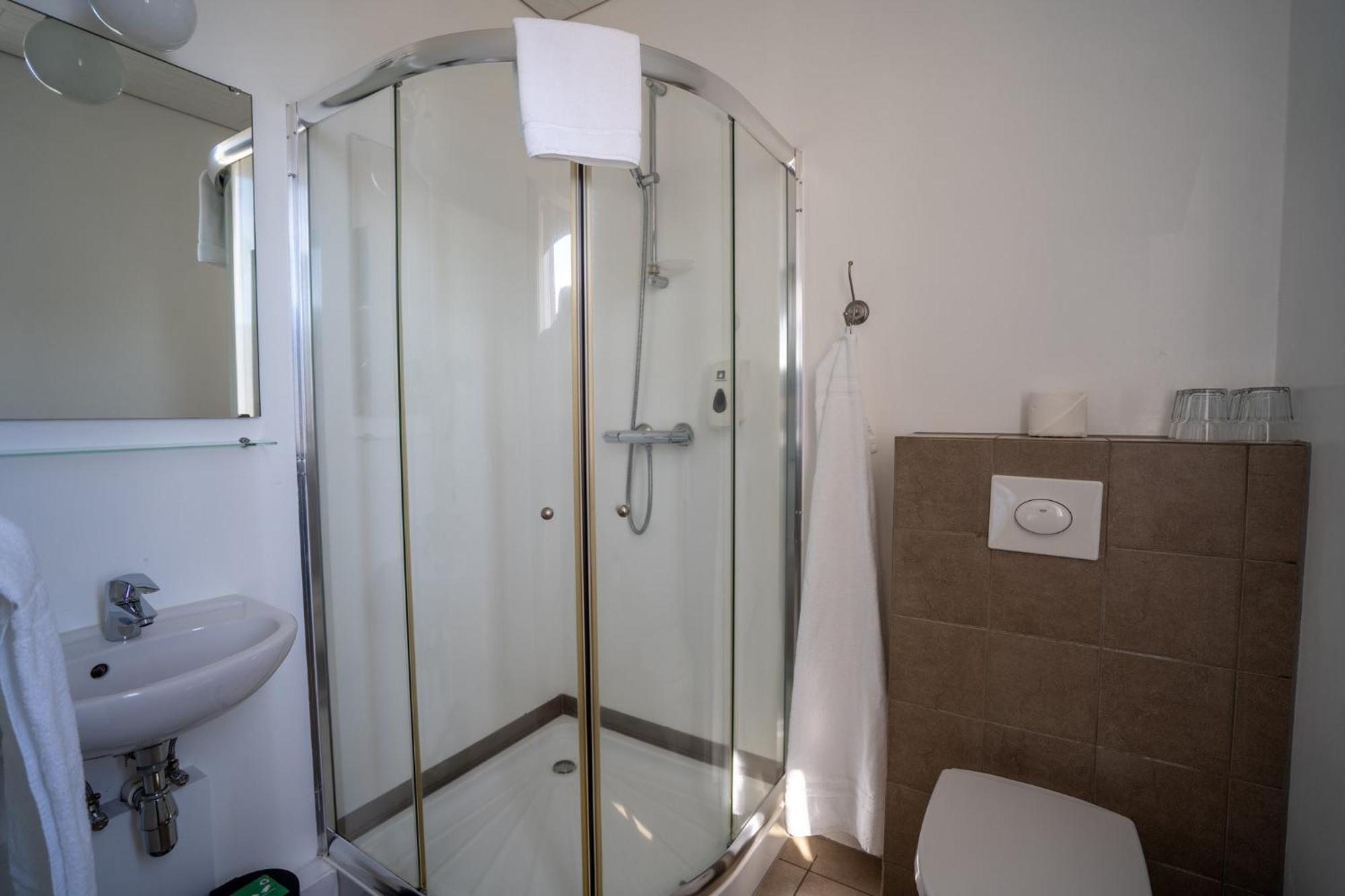 Hotel Post Breiddalsvik Ngoại thất bức ảnh