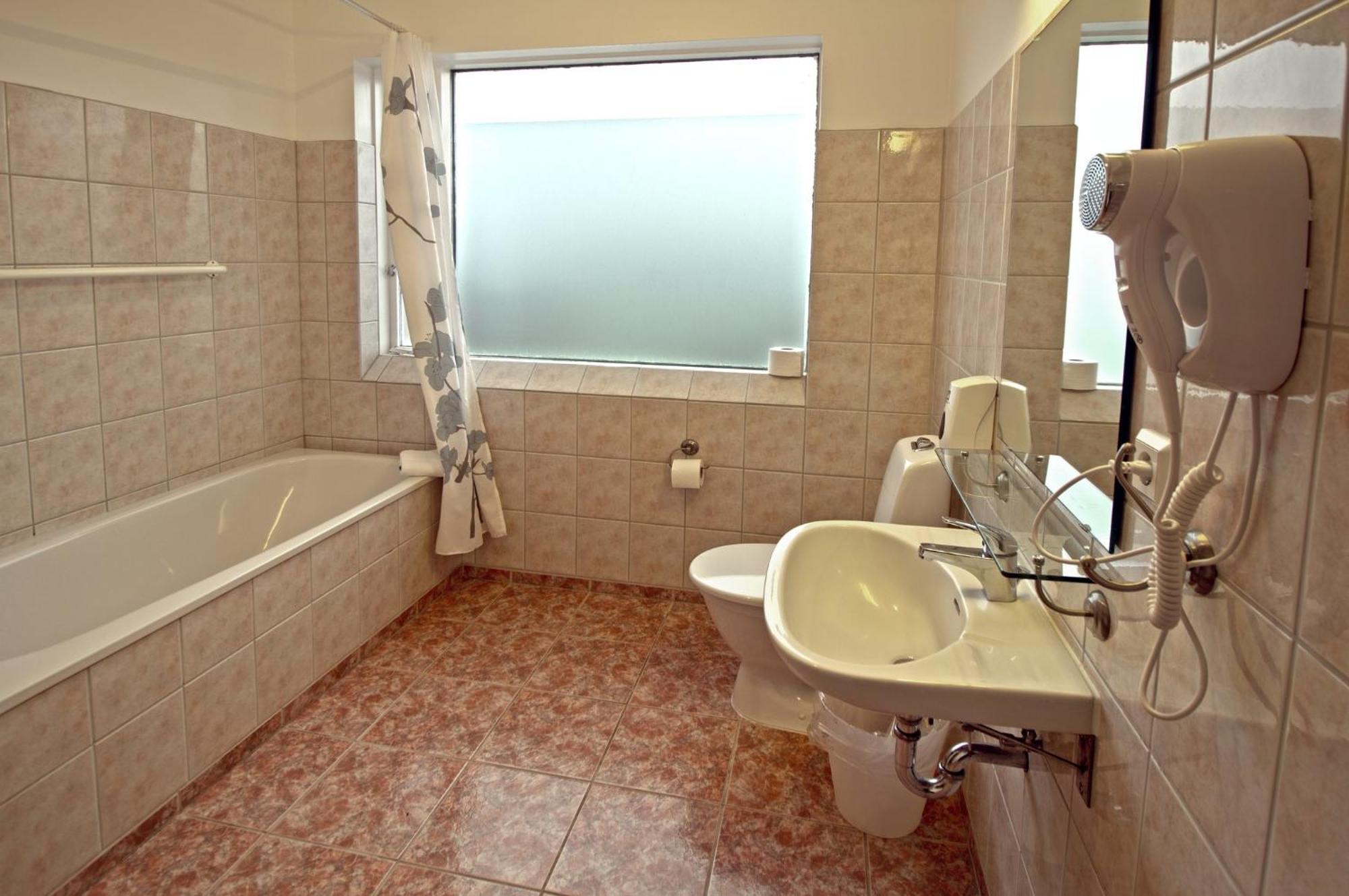 Hotel Post Breiddalsvik Ngoại thất bức ảnh