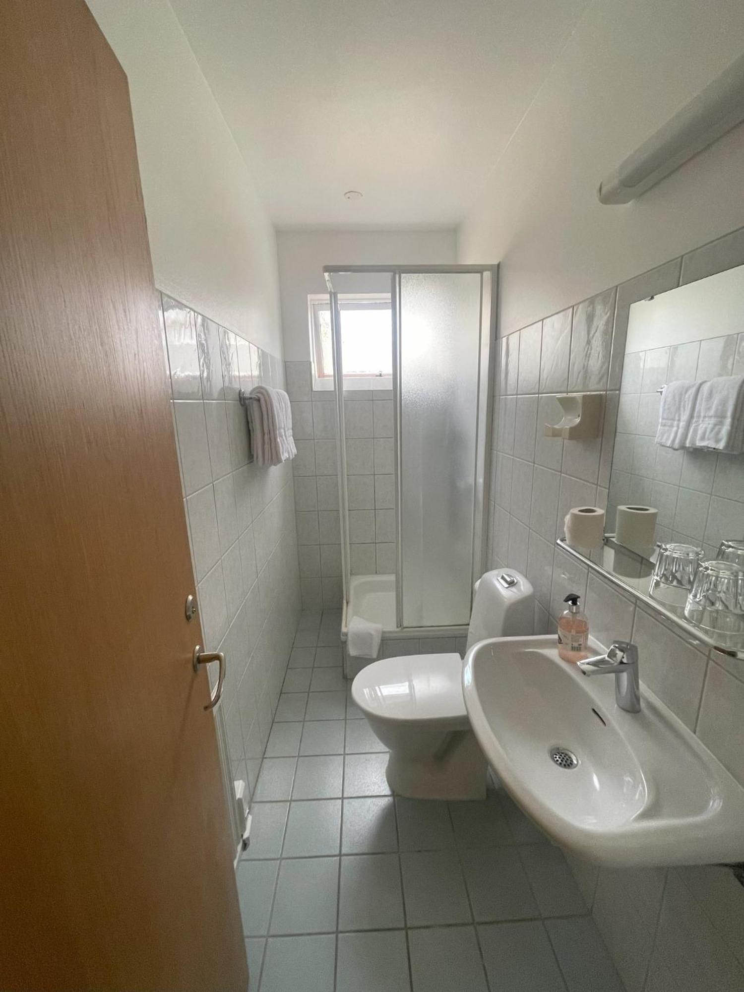 Hotel Post Breiddalsvik Ngoại thất bức ảnh